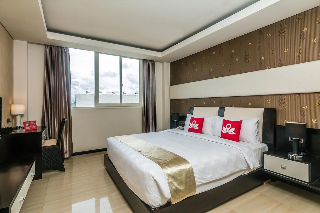 Zen Rooms Denpasar Marlboro Εξωτερικό φωτογραφία